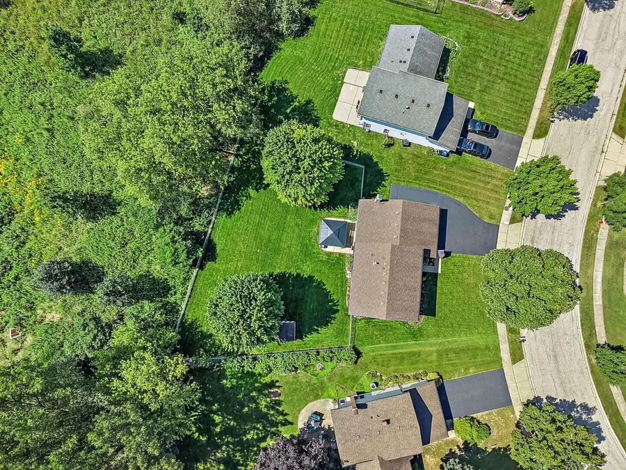 1341 S Parkview Terrace, Algonquin, IL 60102 - #2