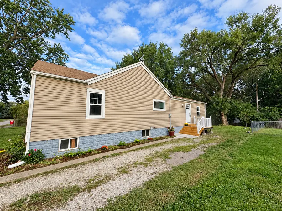 912 W Harvard Street, Champaign, IL 61821 - #3