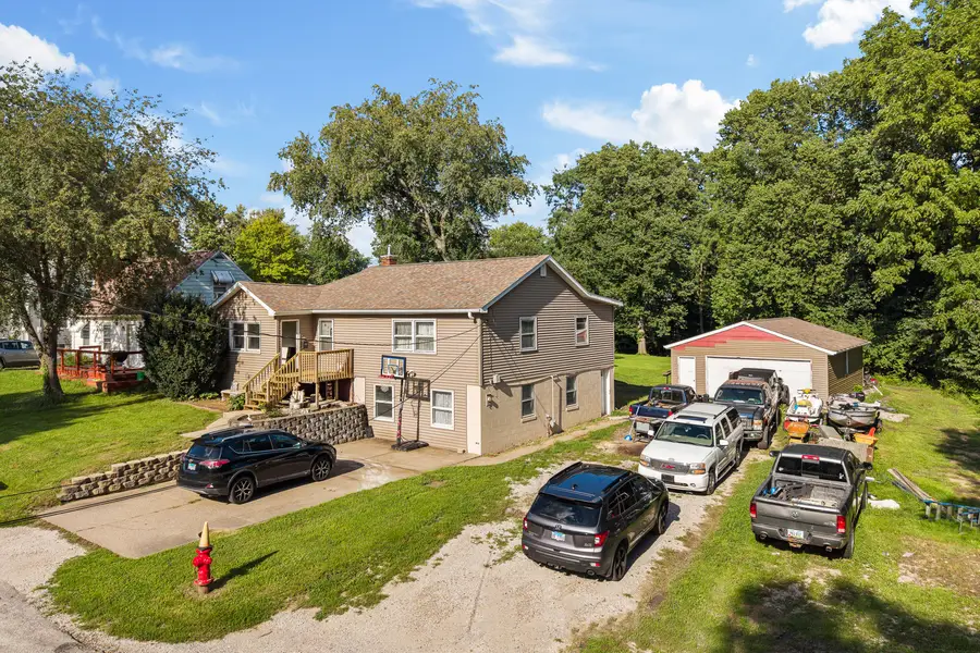 515 8th Street, Silvis, IL 61282 - #2