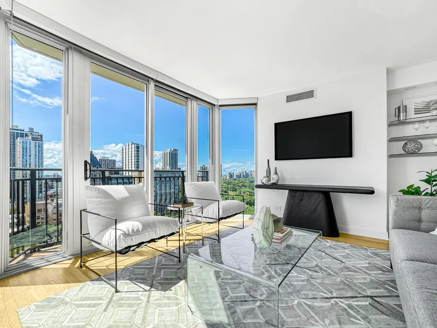 1515 N Astor Street #18B, Chicago, IL 60610 - #3