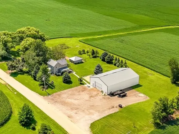 4139 S Spielman Road, Leaf River, IL 61047