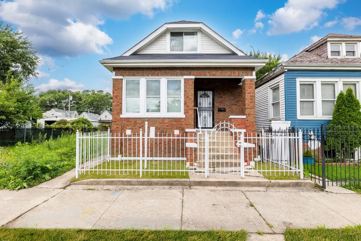 6438 S Hoyne Avenue, Chicago, IL 60636 - #1