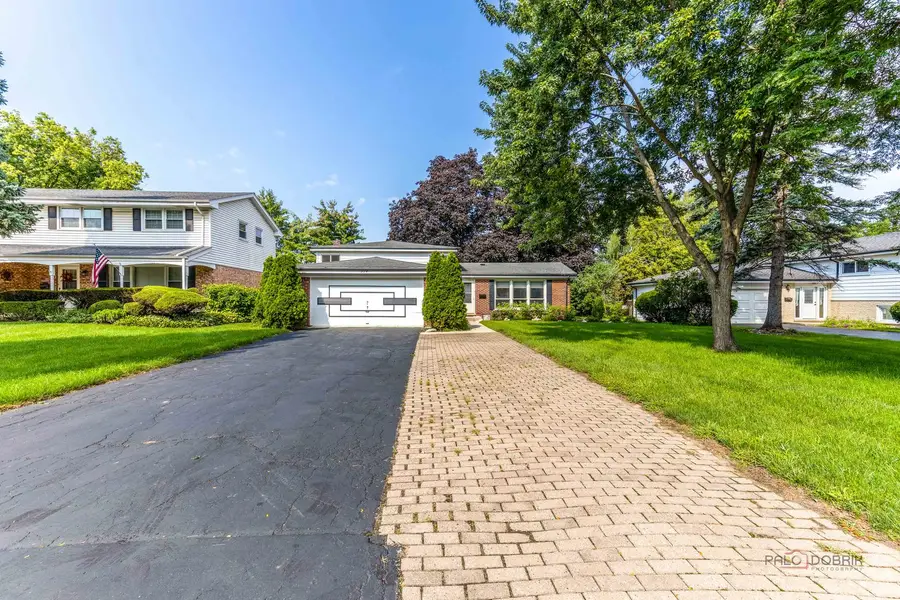 914 S Arlington Heights Road, Arlington Heights, IL 60005 - #3