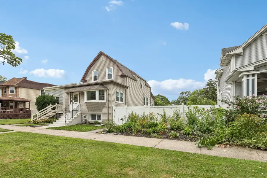 1040 Dunlop Avenue, Forest Park, IL 60130 - #2