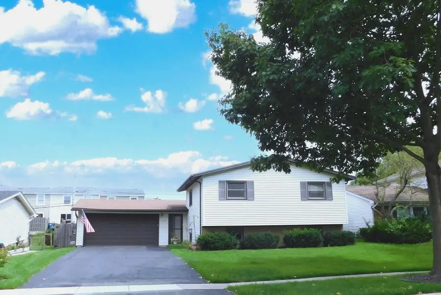 7515 Northway Drive, Hanover Park, IL 60133 - #3
