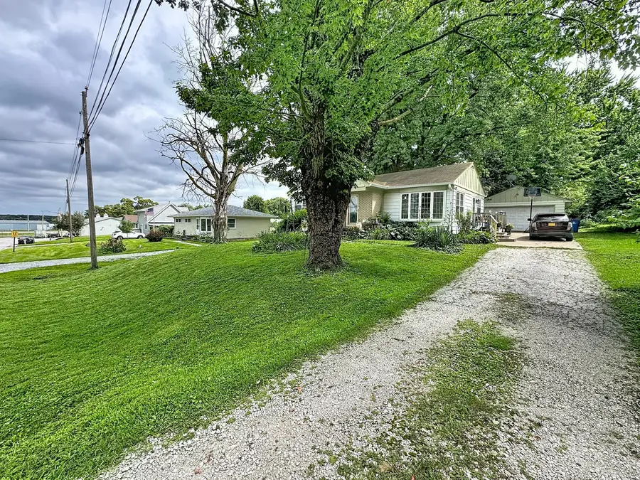 245 Mansur Avenue, Carbon Cliff, IL 61239 - #3