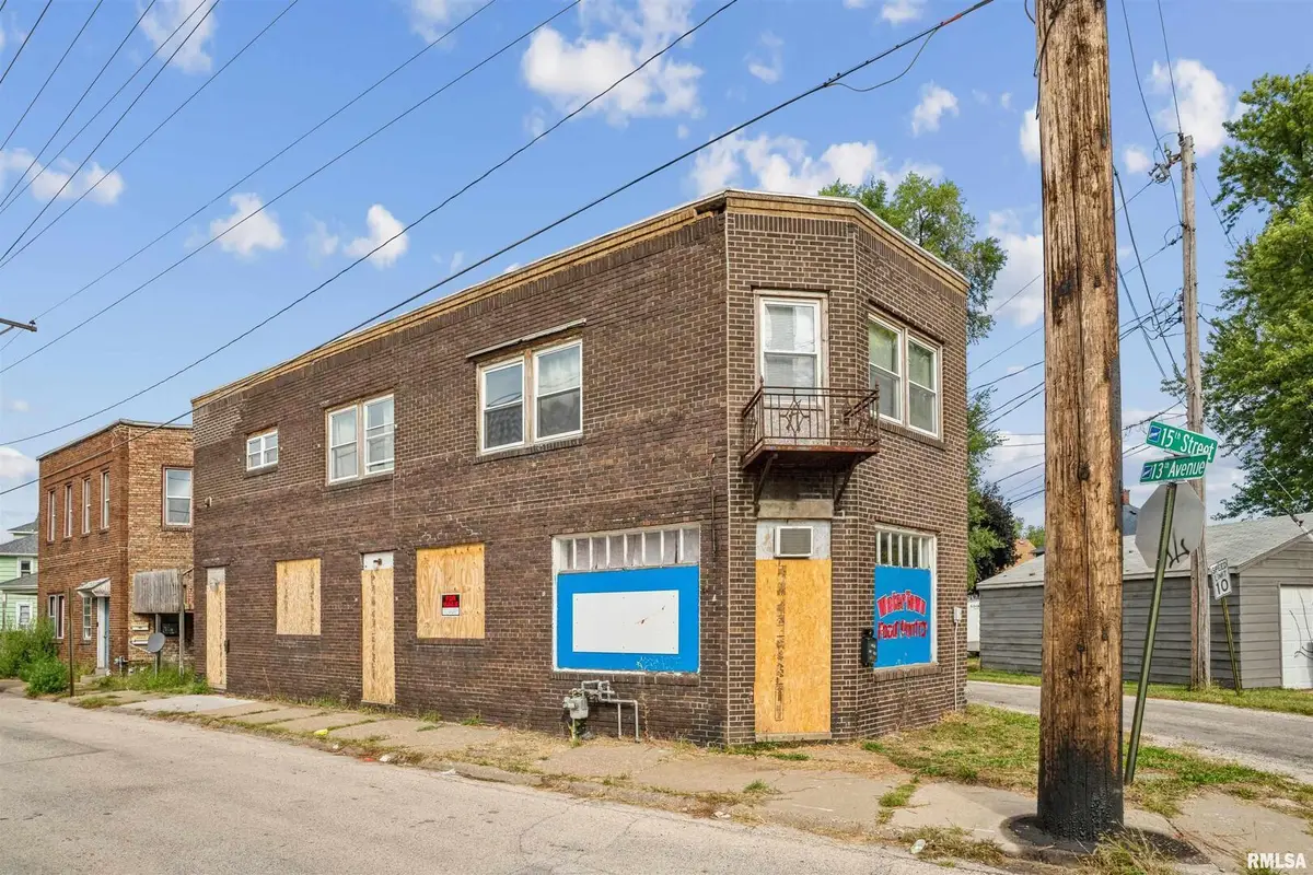 1365 1/2 13th Avenue, East Moline, IL 61244 - #1