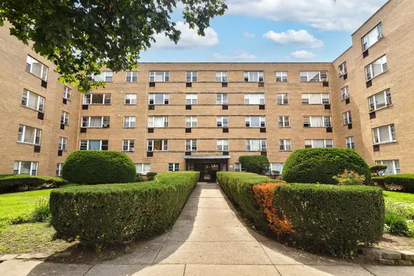 2115 W Farwell Avenue #511, Chicago, IL 60645