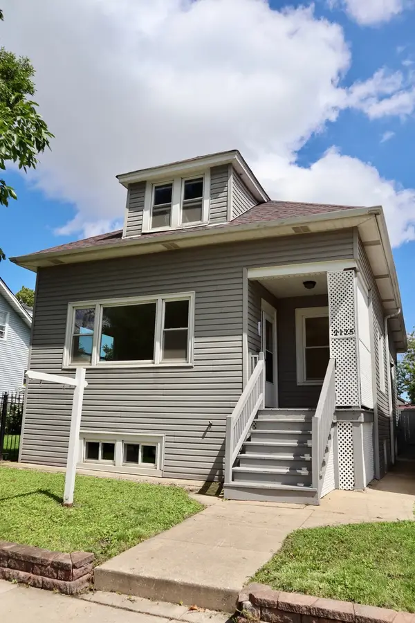 Address Withheld By Seller, Chicago, IL 60639