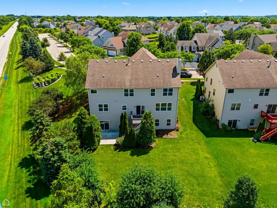 5218 Greenshire Circle, Lake In The Hills, IL 60156 - #2