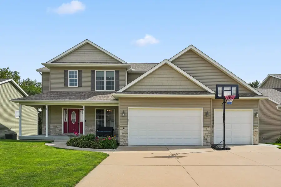 8 Buffalo Court, Le Claire, IA 52753 - #2