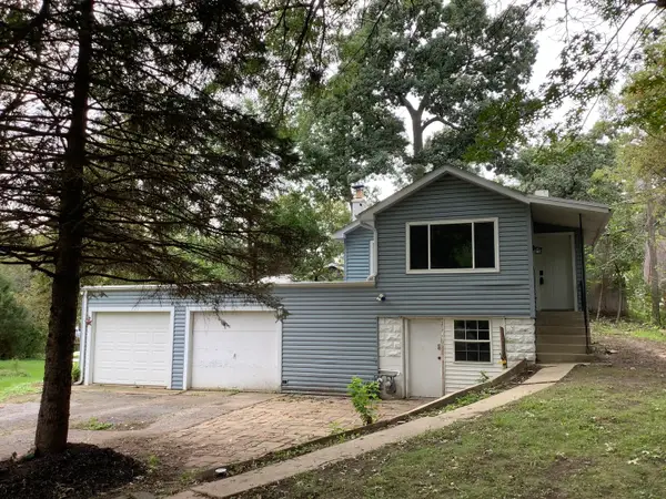 28575 W Valley Road, Ingleside, IL 60041
