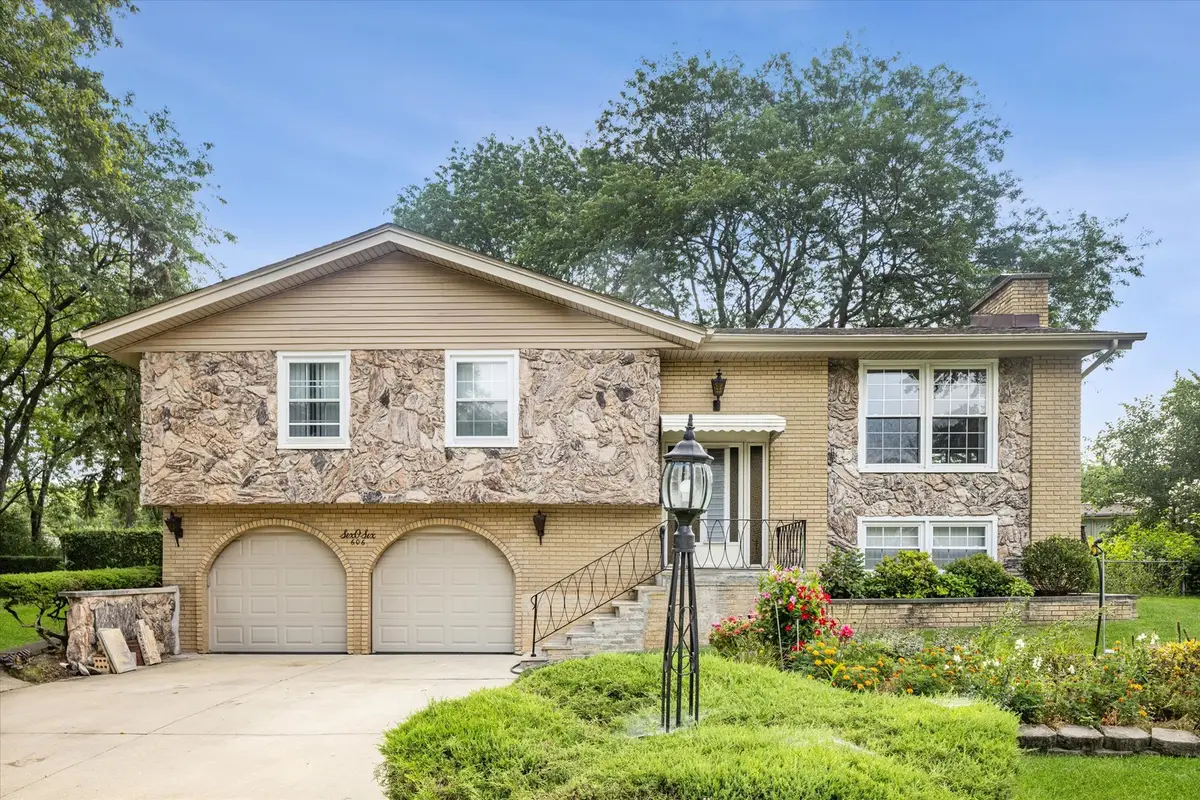 606 Bahama Court, Schaumburg, IL 60193 - #1