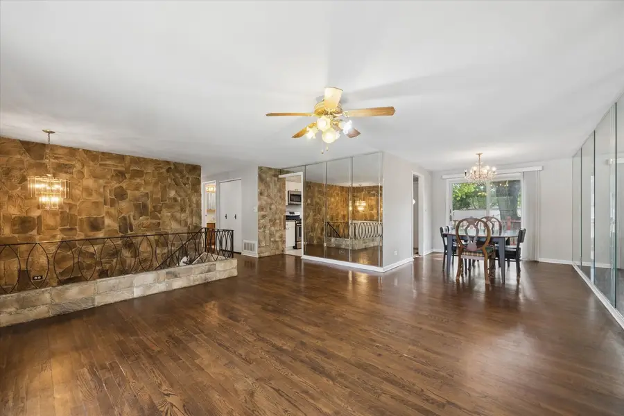 606 Bahama Court, Schaumburg, IL 60193 - #2