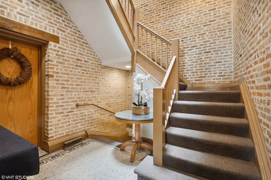 929 W Eastwood Avenue #GW, Chicago, IL 60640 - #2