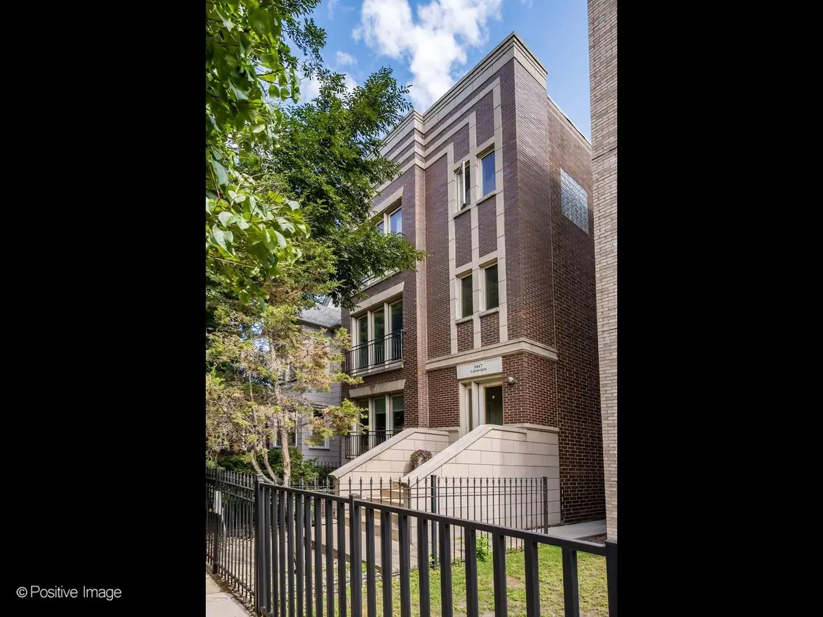 3417 N Bosworth Street #2, Chicago, IL 60657 - #1