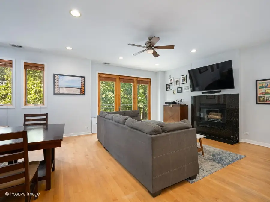 3417 N Bosworth Street #2, Chicago, IL 60657 - #3