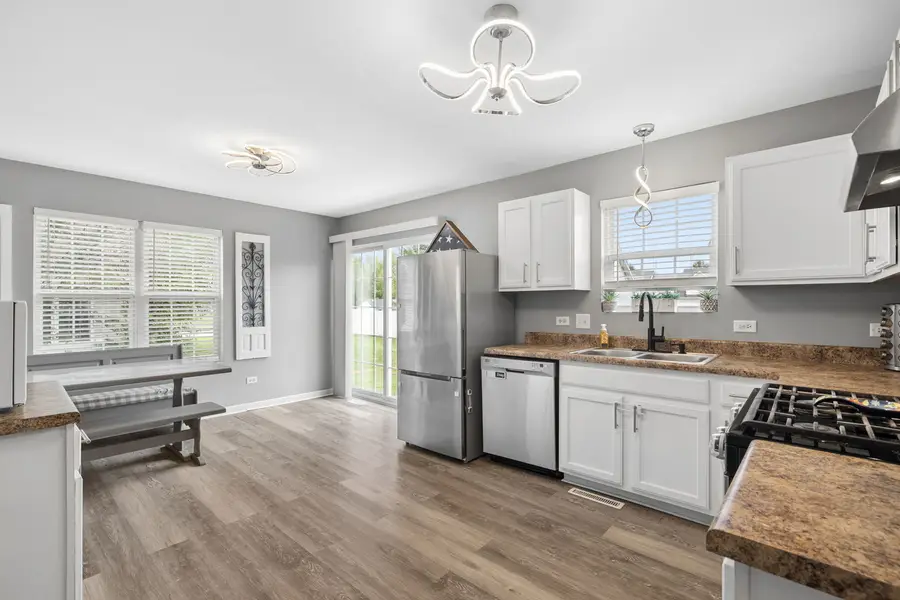 605 Circle Drive, Coal City, IL 60416 - #2