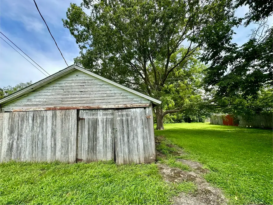 606 E Ethel Street, Saint Joseph, IL 61873 - #3