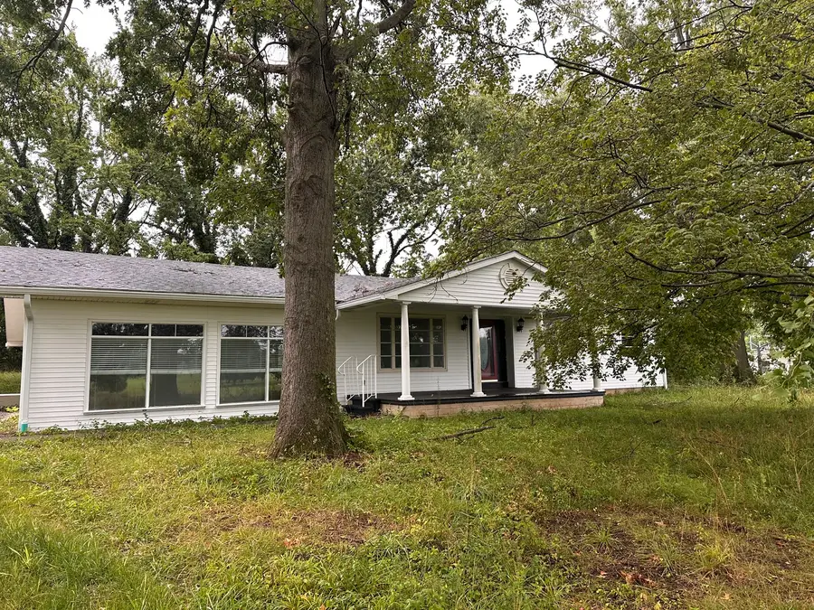 380 Golf Course Road, Eldorado, IL 62930 - #2