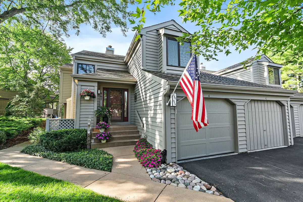 867 Longmeadow Court #1049, Lake Barrington, IL 60010 - #1