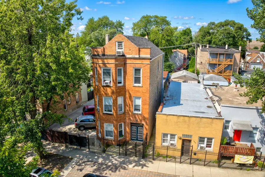 2242 S Saint Louis Avenue, Chicago, IL 60623 - #3