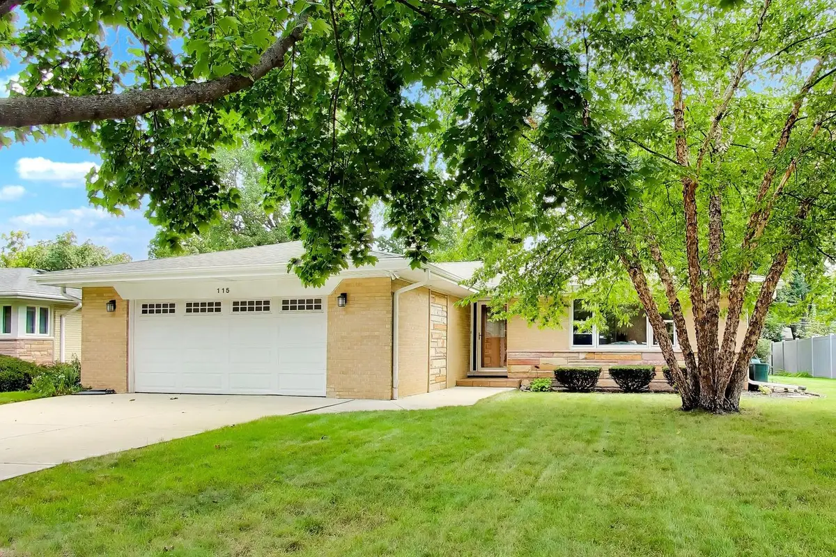 115 S Cedar Avenue, Wood Dale, IL 60191 - #1