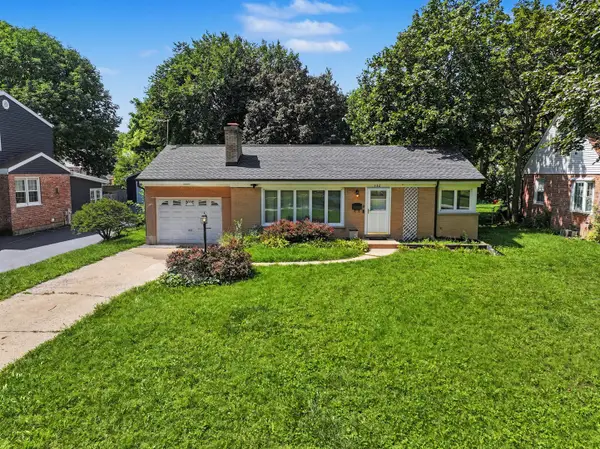 132 S Greenwood Avenue, Palatine, IL 60074