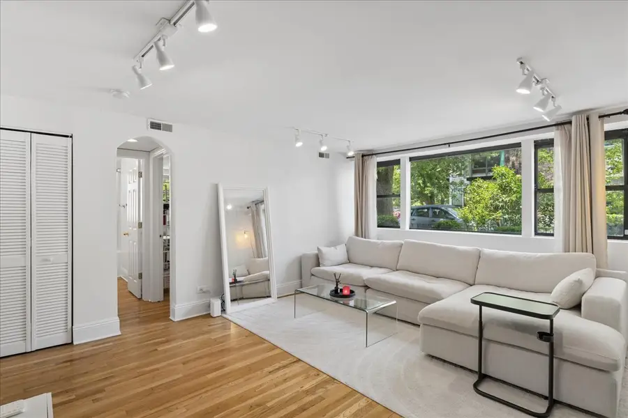 1353 W Fargo Avenue #GW, Chicago, IL 60626 - #2