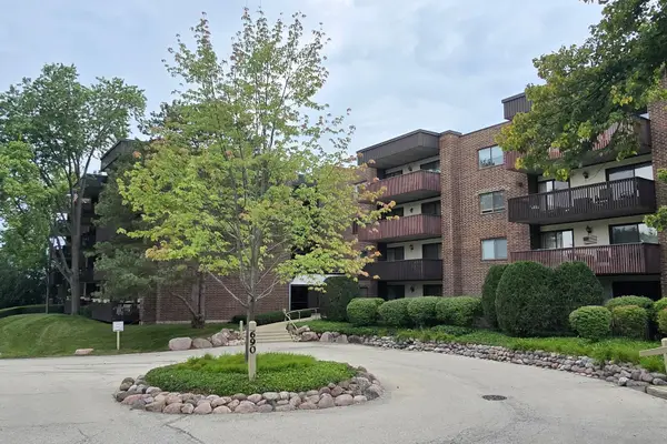 690 Chandler Road #408, Gurnee, IL 60031