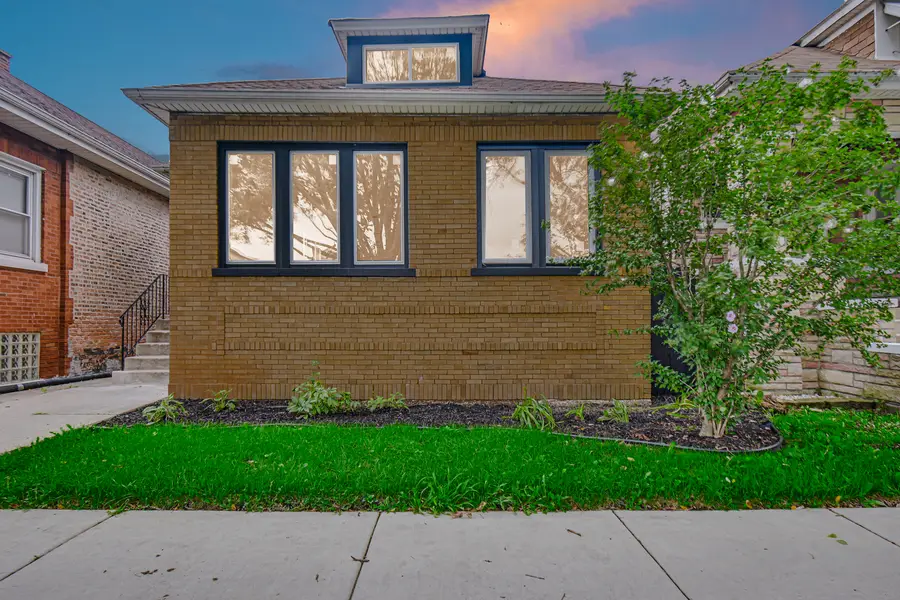 6543 S Francisco Avenue, Chicago, IL 60629 - #2