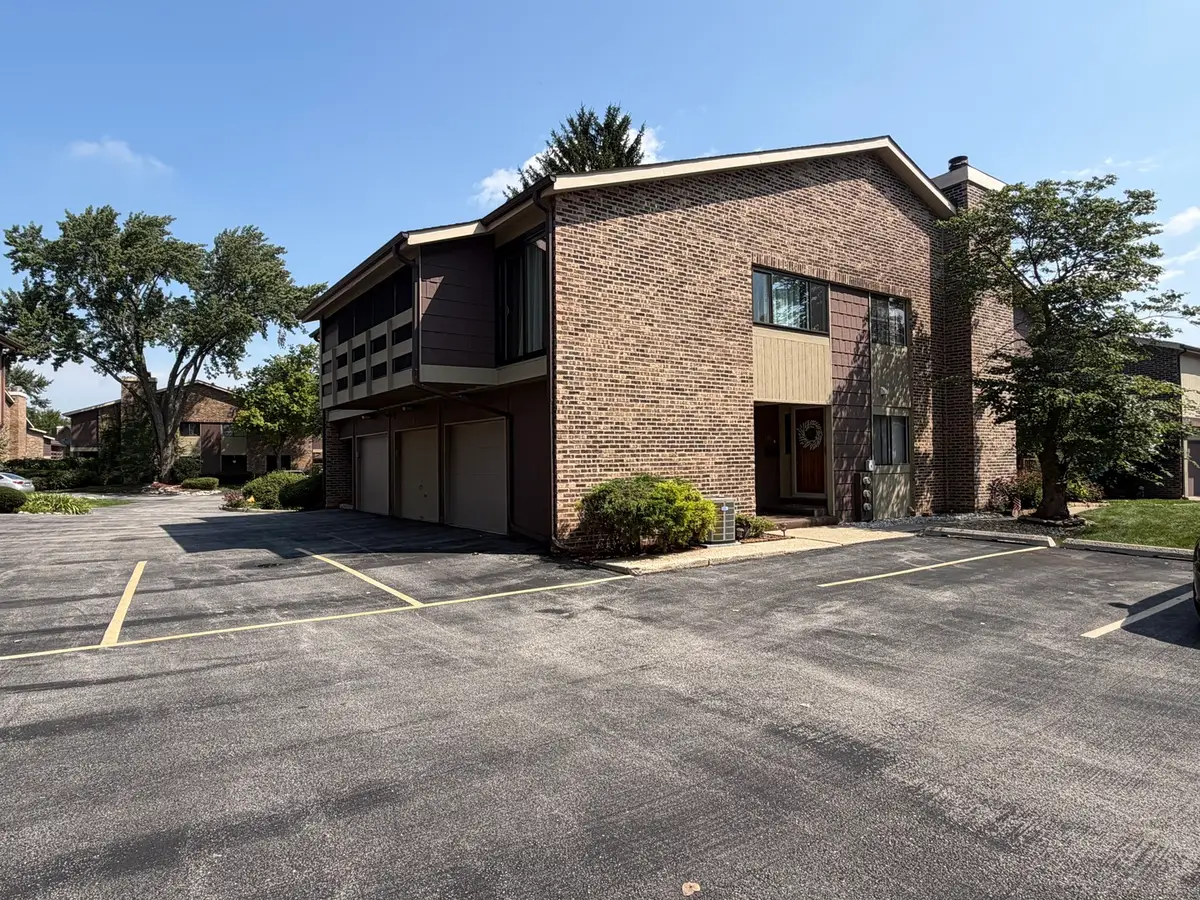 1 W Stonebridge Court #1C, Palos Hills, IL 60465 - #1