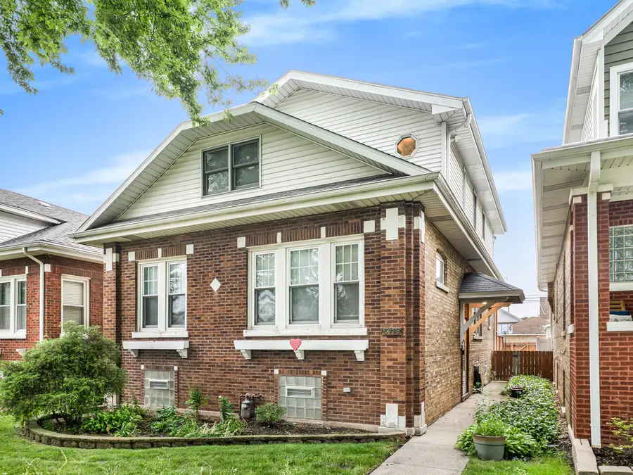 6118 W Grace Street, Chicago, IL 60634 - #3