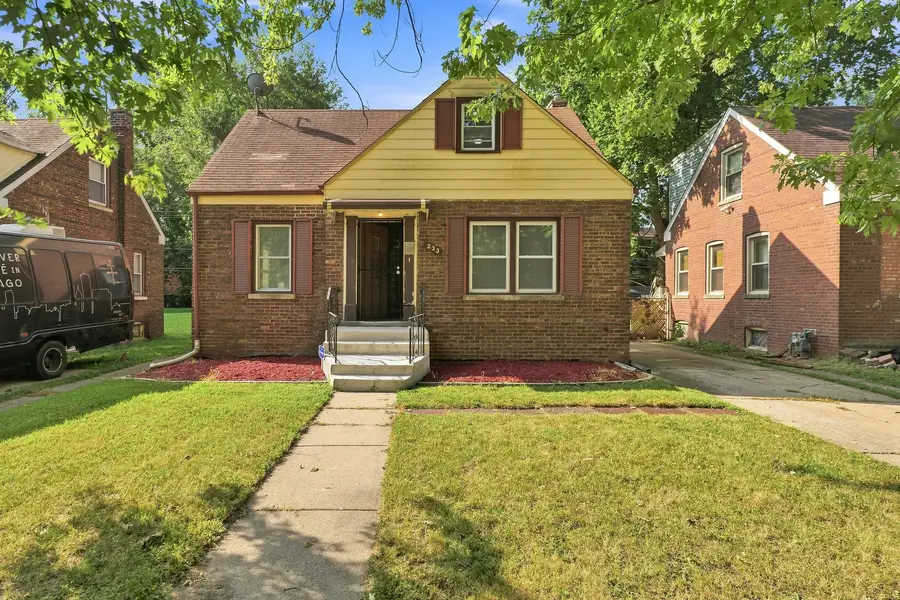 233 E 143rd Street, Dolton, IL 60419 - #2