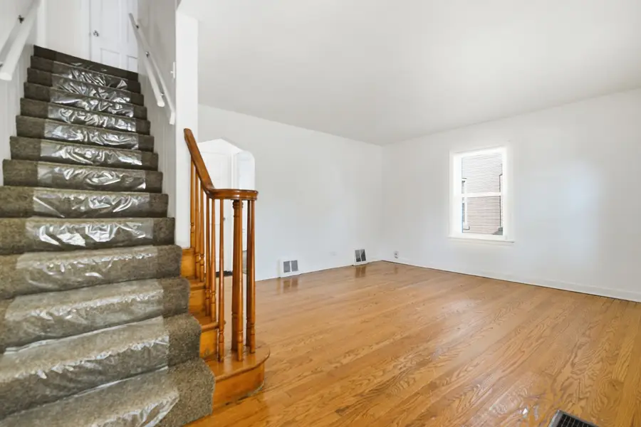 233 E 143rd Street, Dolton, IL 60419 - #3