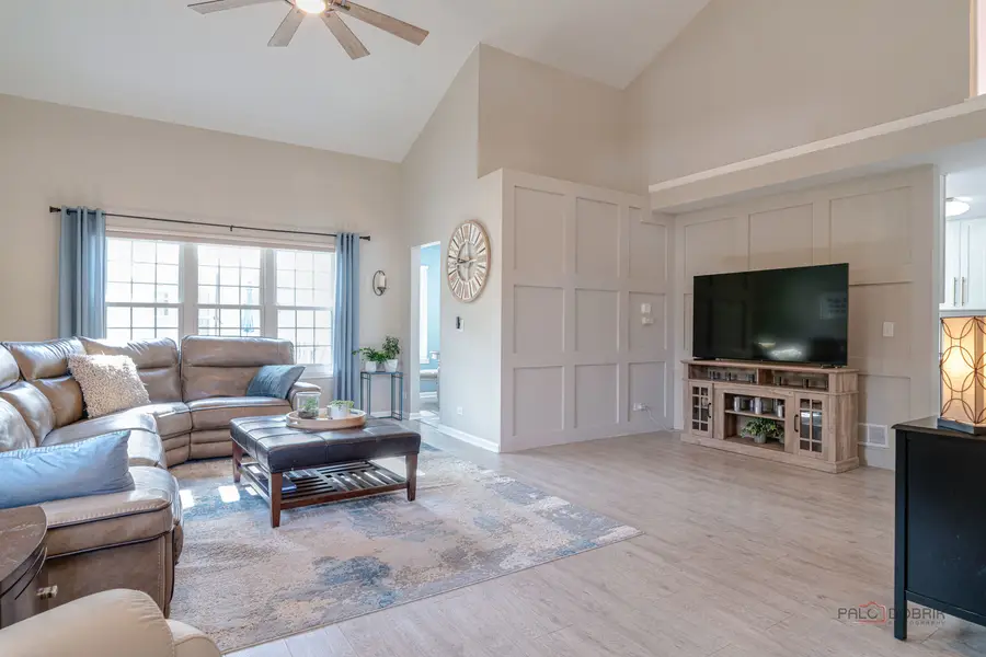 5791 Regency Court, Gurnee, IL 60031 - #3