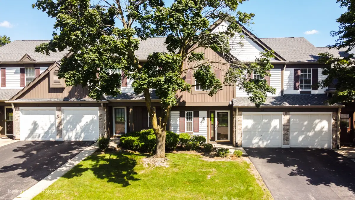 40 Crab Tree Drive, Westmont, IL 60559 - #1