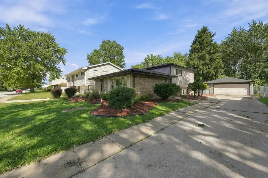 15207 Waterman Drive, South Holland, IL 60473 - #2