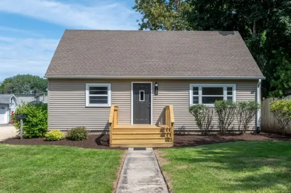 539 Central Avenue, Genoa, IL 60135