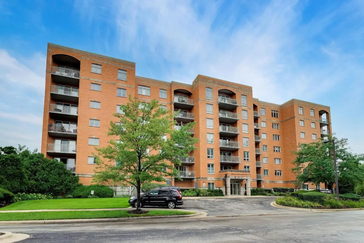 6801 N Milwaukee Avenue #410, Niles, IL 60714 - #1