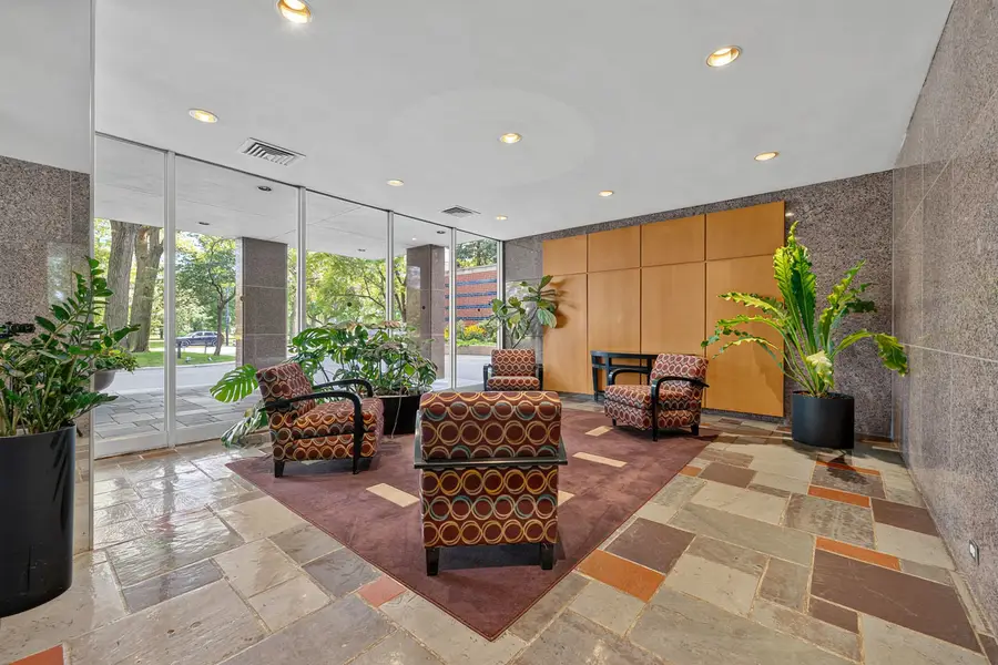 2970 N Lake Shore Drive #17A, Chicago, IL 60657 - #3