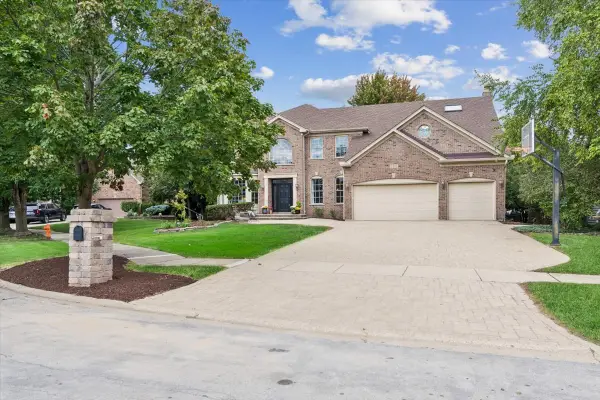 3411 Minito Court, Naperville, IL 60564