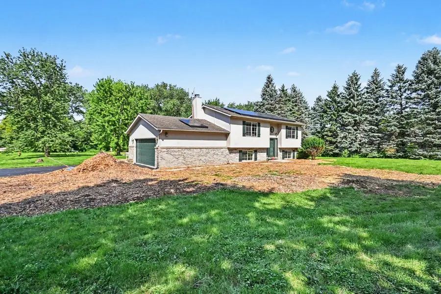 40020 N Adelphi Avenue, Beach Park, IL 60099 - #3