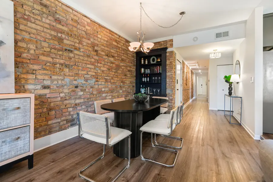 824 Hinman Avenue #3N, Evanston, IL 60202 - #3