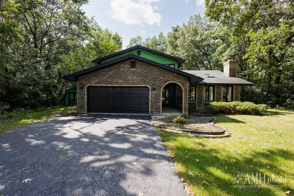 855 Charles Street, Crete, IL 60417