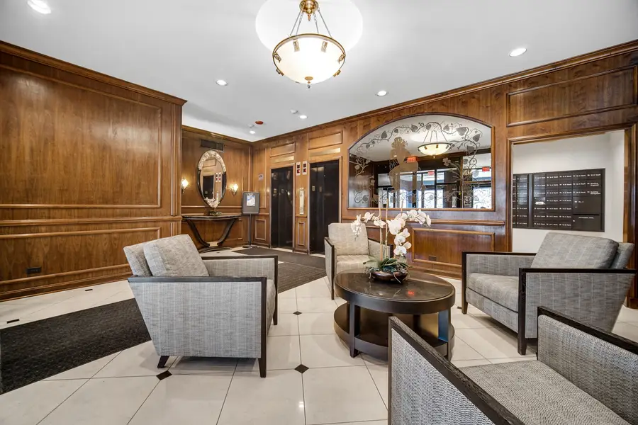 2100 N Lincoln Park West Avenue #7FN, Chicago, IL 60614 - #3