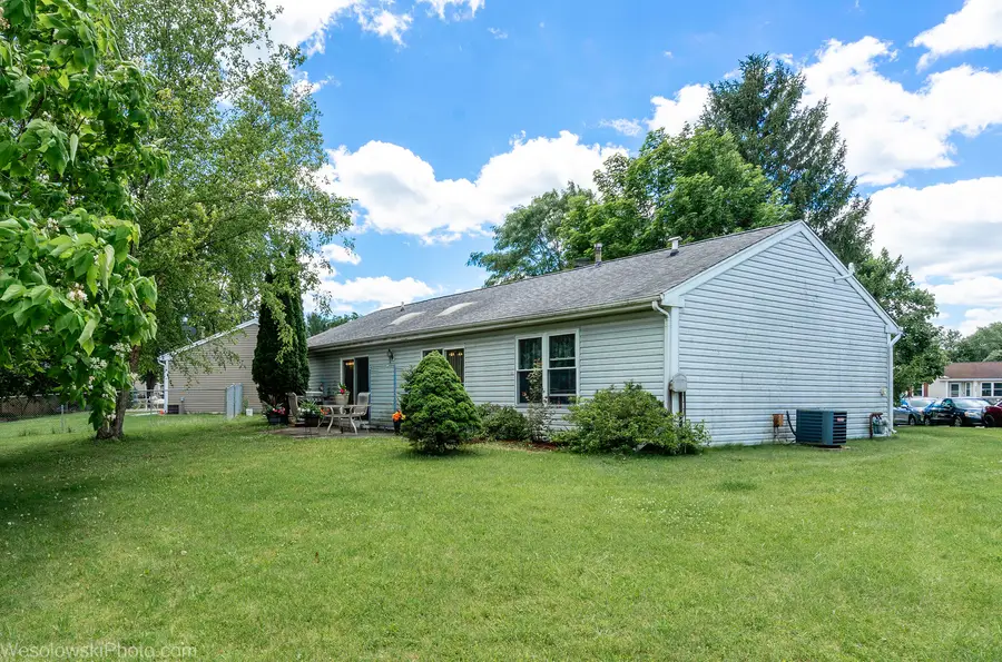 886 Quincy Court, Island Lake, IL 60042 - #2