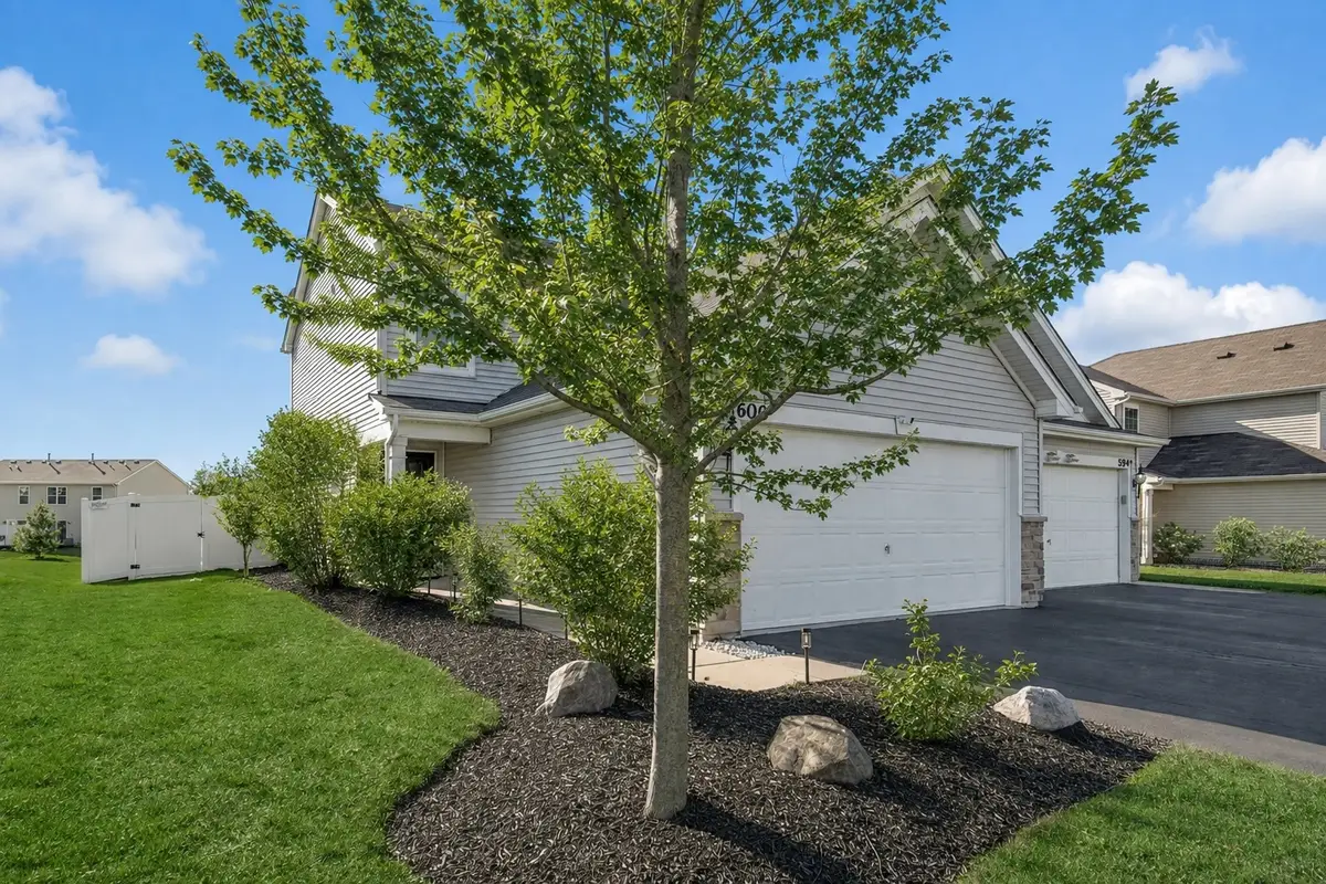 600 Vine Street, Hampshire, IL 60140 - #1