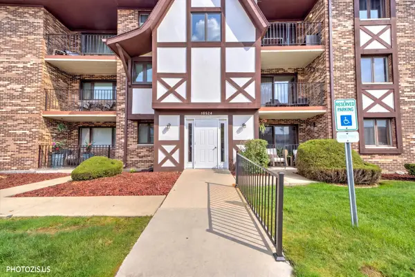 10524 Ridge Cove Drive #25B, Chicago Ridge, IL 60415