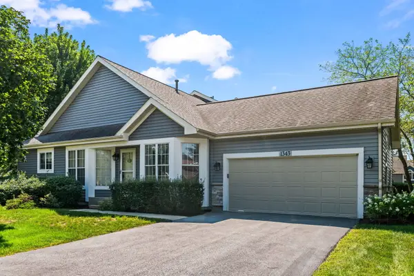 1343 Ridgefield Circle, Carol Stream, IL 60188
